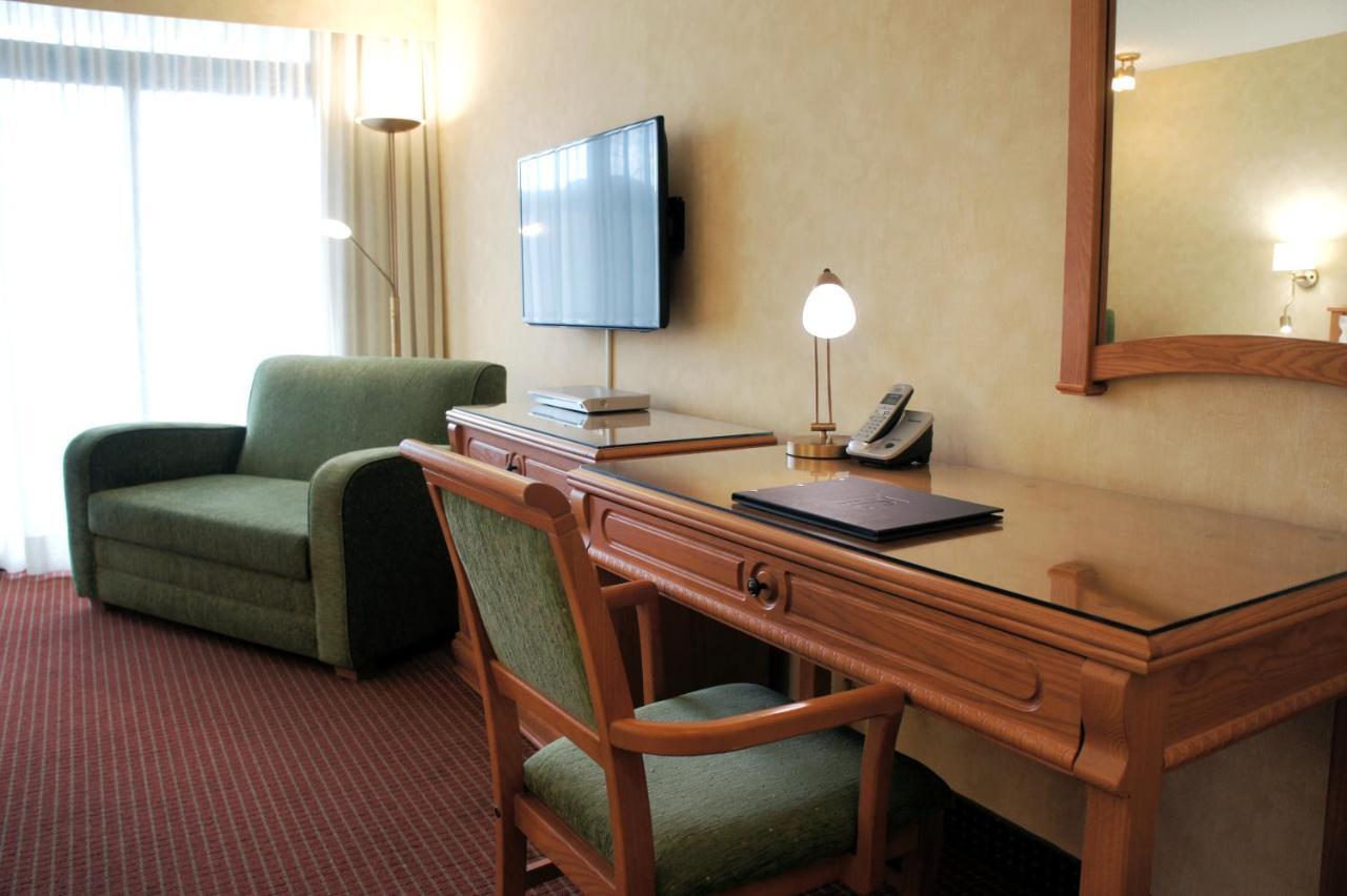 Hotel Castel グランビー エクステリア 写真